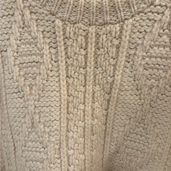 Vintage 100% Virgin Wool Forum Sportswear Cable Hand Knit Sweater Size Large - Picture 3 of 13